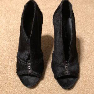 Elizabeth & James black pony hair peep toe heels