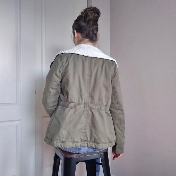 Utility jacket - Picture 2 of 3