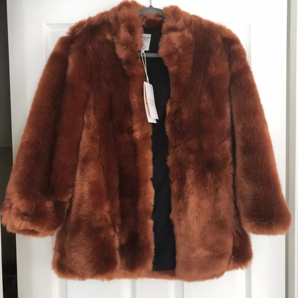 🎊24 hour Price drop🎊New Zara fur coat - Picture 3 of 3