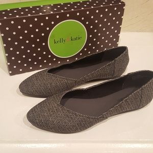 Heather Grey Flats