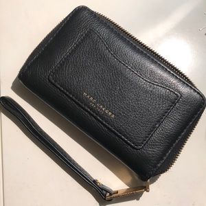 Marc Jacobs Phone/Wallet Wristlet