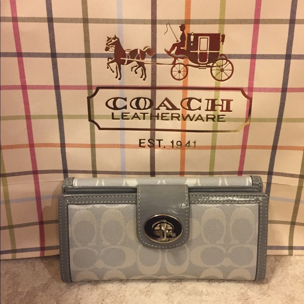Coach signature envelope style leather wallet