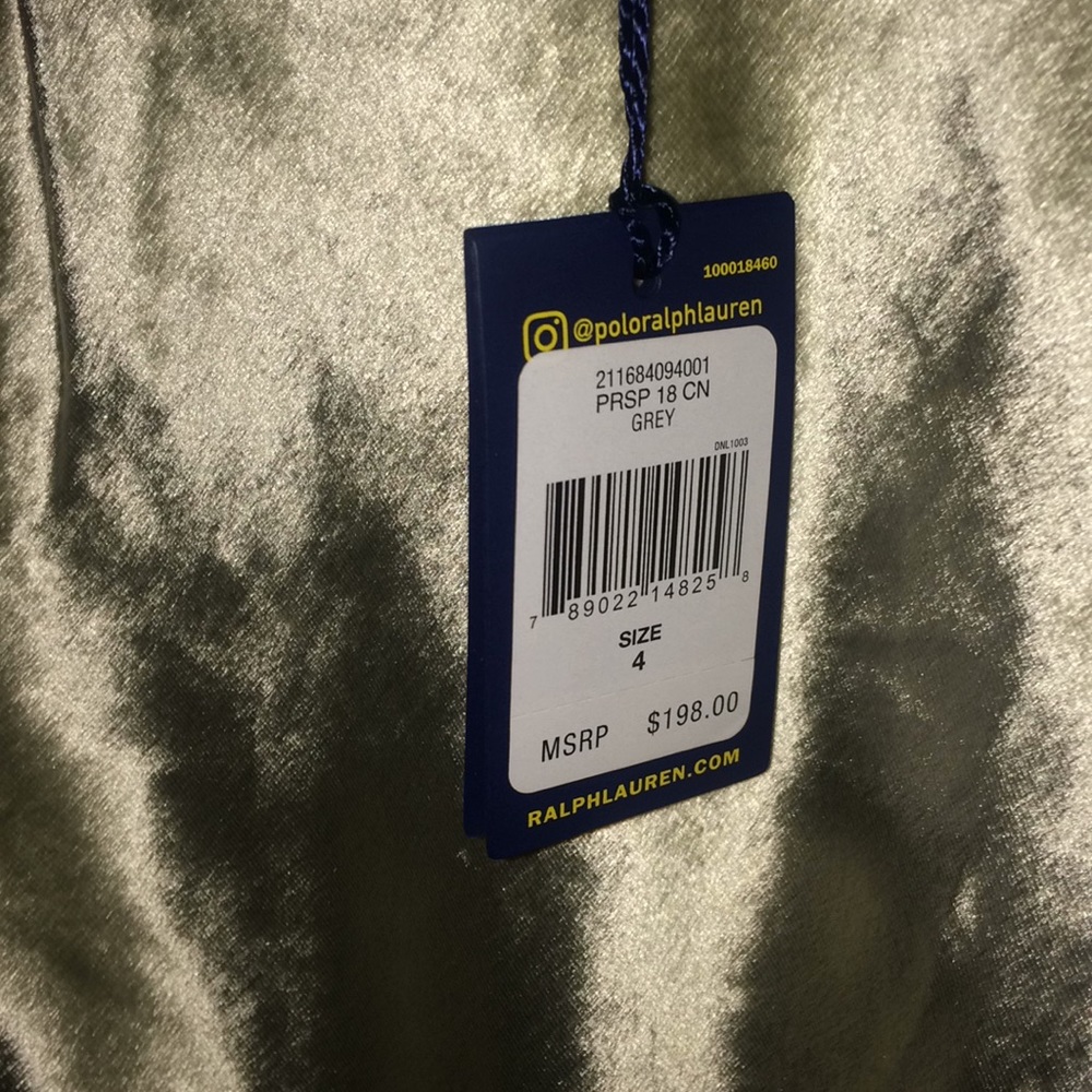 Top - Picture 2 of 2