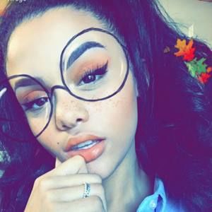 Meet your Posher, Louteisha