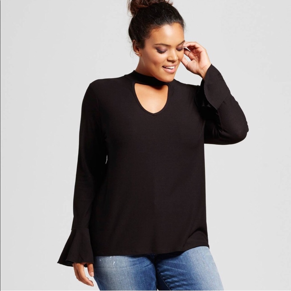 🎉HP🎉Last 1 New choker bell sleeve plus size top - Picture 1 of 7