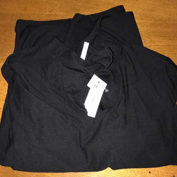 🎉HP🎉Last 1 New choker bell sleeve plus size top - Picture 4 of 7