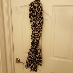 Aldo Scarf