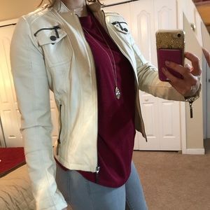 🚩 Vegan Leather Jacket