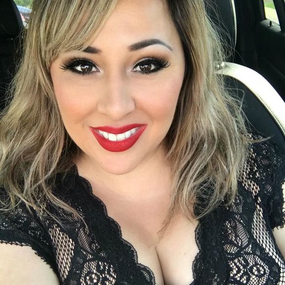 Meet your Posher, Veronica - Picture 1 of 1