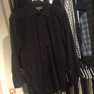 Used / Kenneth Cole casual or dressed button shirt