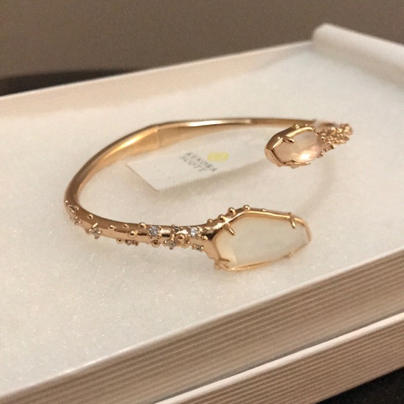 Gorgeous Kendra Scott Zander Bracelet Rose Gold!! - Picture 3 of 4