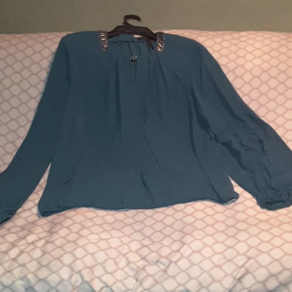 BCBG Max Azria deep jade color Kaelyn top size L