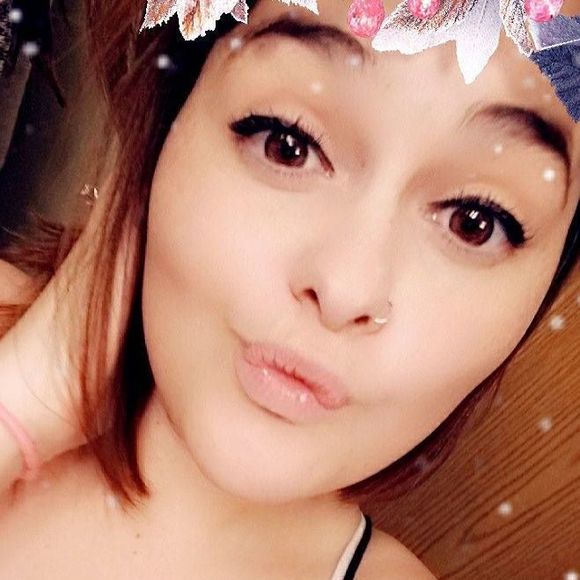 Meet your Posher, Shae - Picture 1 of 1