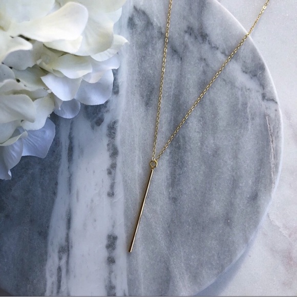 Last 1! 🌟Gold Vertical Bar Necklace - Picture 2 of 3