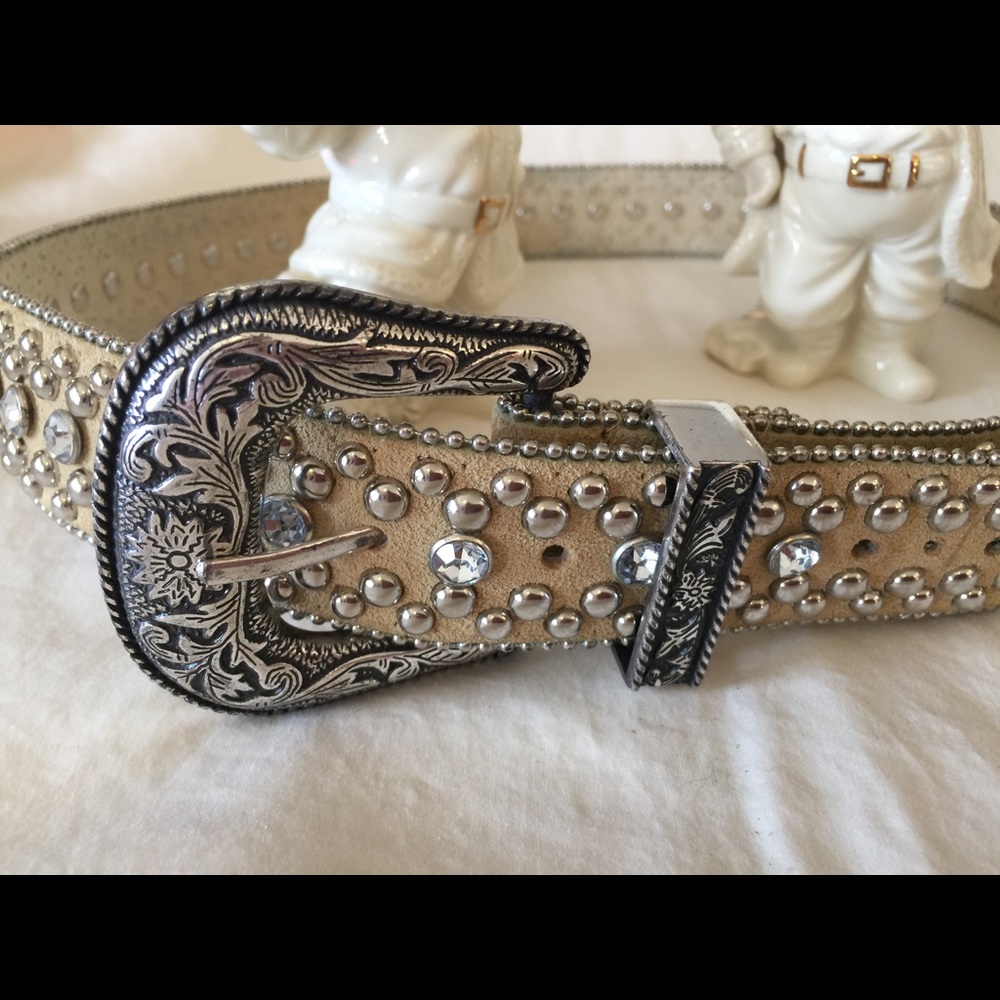 Guess Belt