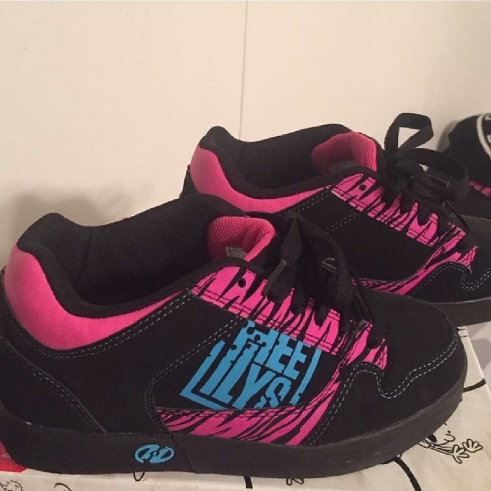 Kids Heelys for girls