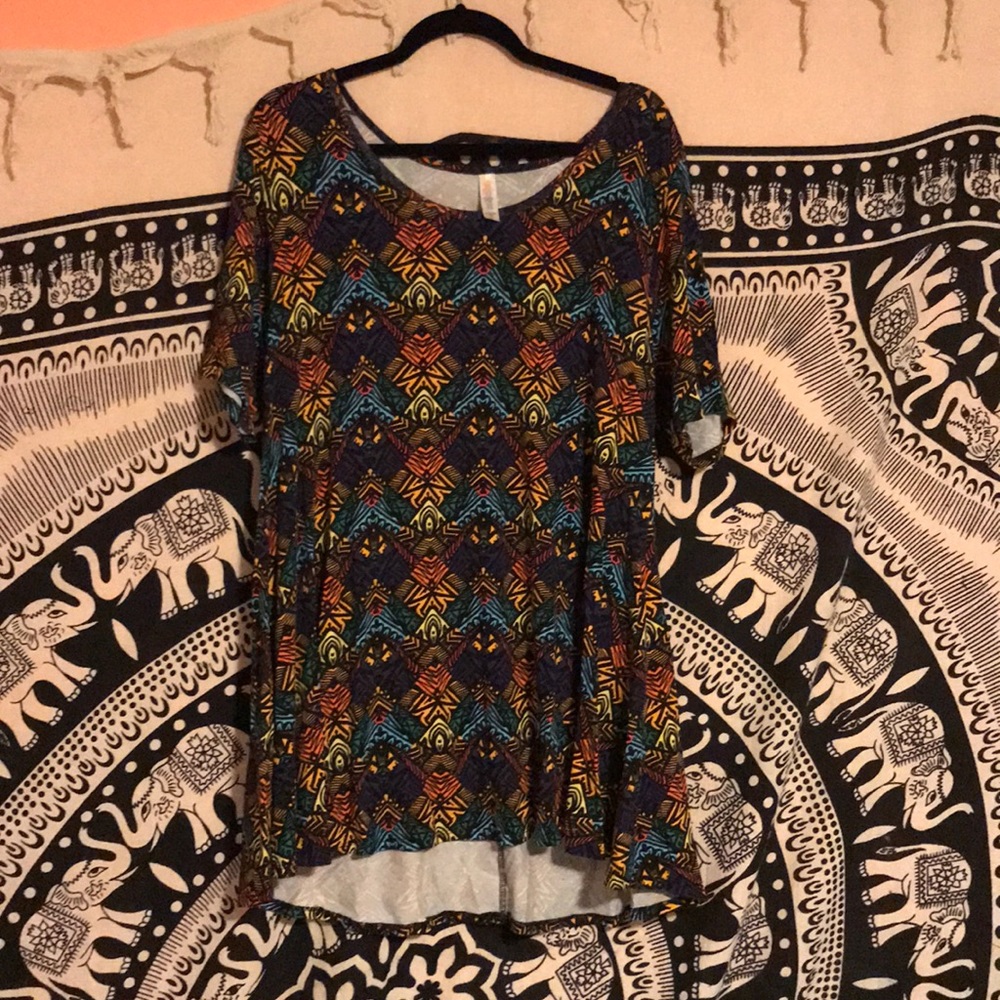 LuLaRoe Perfect T