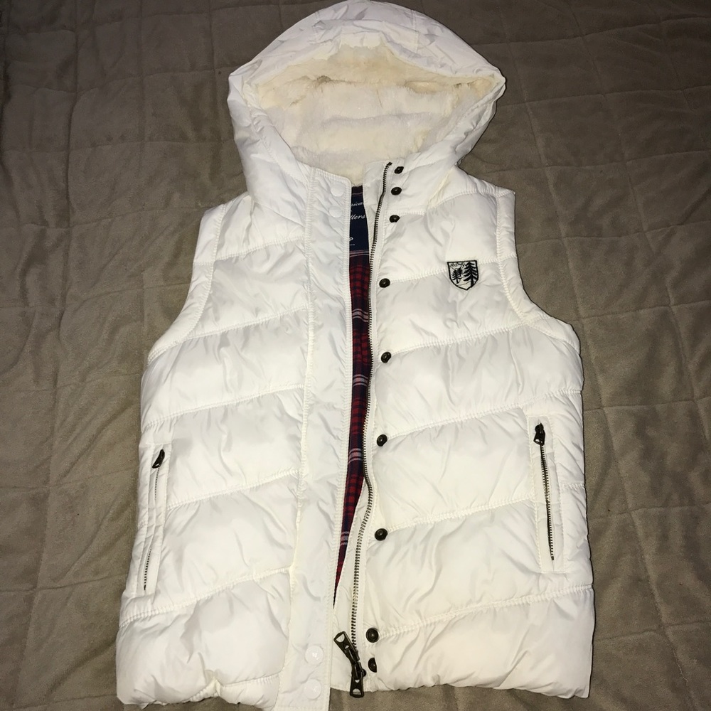 American Eagle vest XS