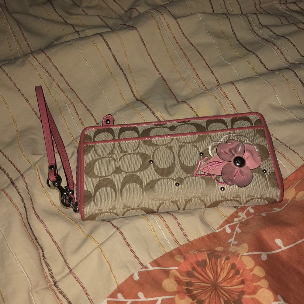 Coach wallet