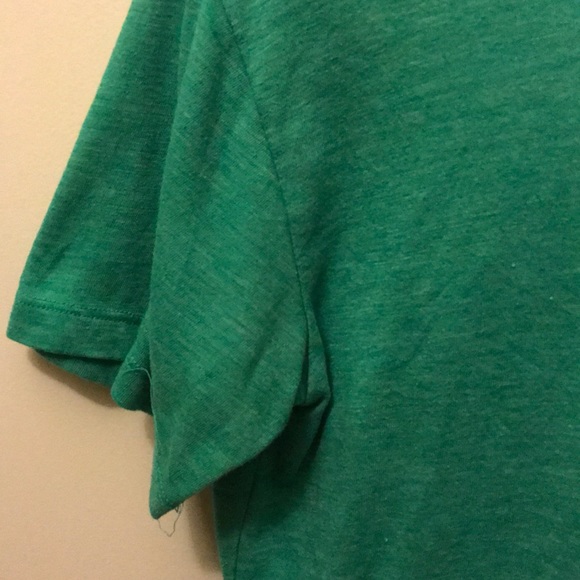 Basic Crop Top - Picture 2 of 2