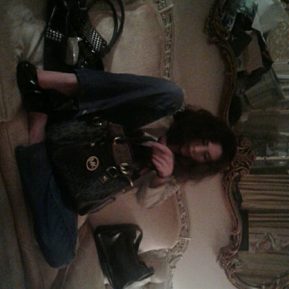 Guess Shoes, Lace Camie, John Taverniti Jeans