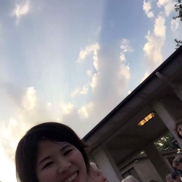 Meet your Posher, Risa - Picture 1 of 1