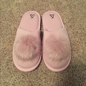 Victoria Secret Pom-pom Slipper M