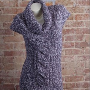 INC Gray/White Short Sleeve Tunic Sweater