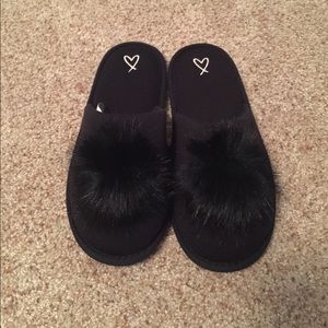 Victoria Secret Pom-pom slipper M