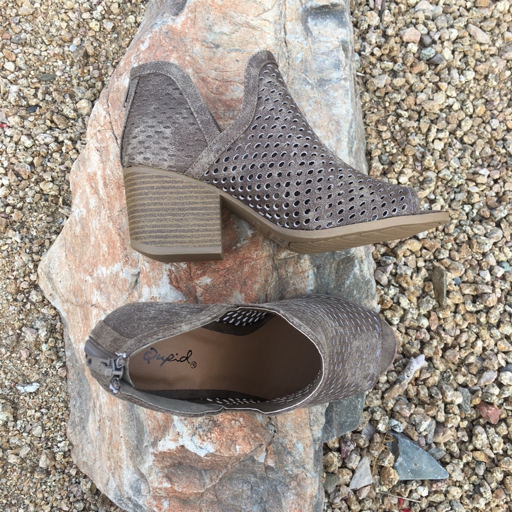 Dark Taupe Peep toe booties - Picture 2 of 5