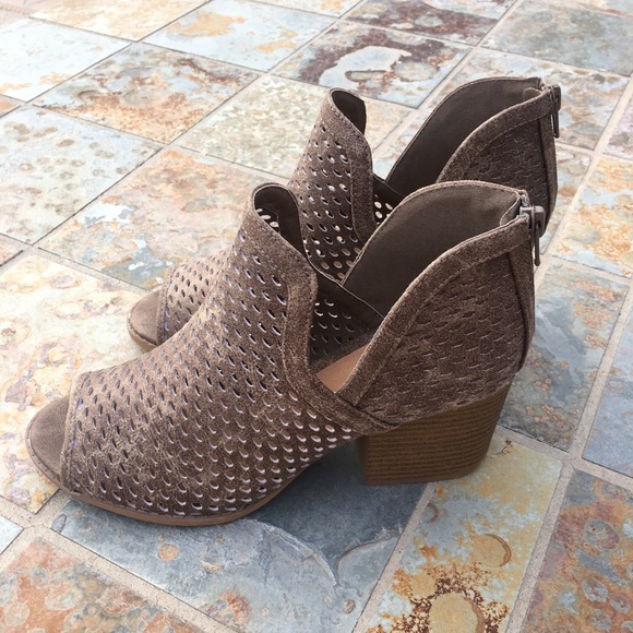 Dark Taupe Peep toe booties - Picture 5 of 5