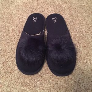 Victoria Secret Pom-pom Slipper M