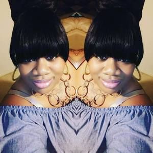 Meet your Posher, Shana