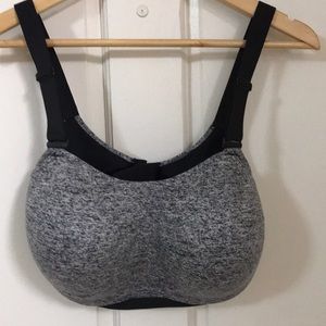 NWOT Ultimate by VS Sports Bra 36DDD