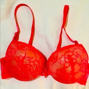 Vibe double push-up date bra - Never worn!
