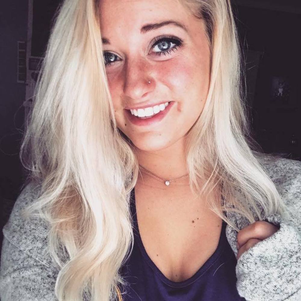 Meet your Posher, Dani