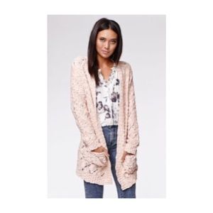 Kylie & Kendall | Chunky Cardigan
