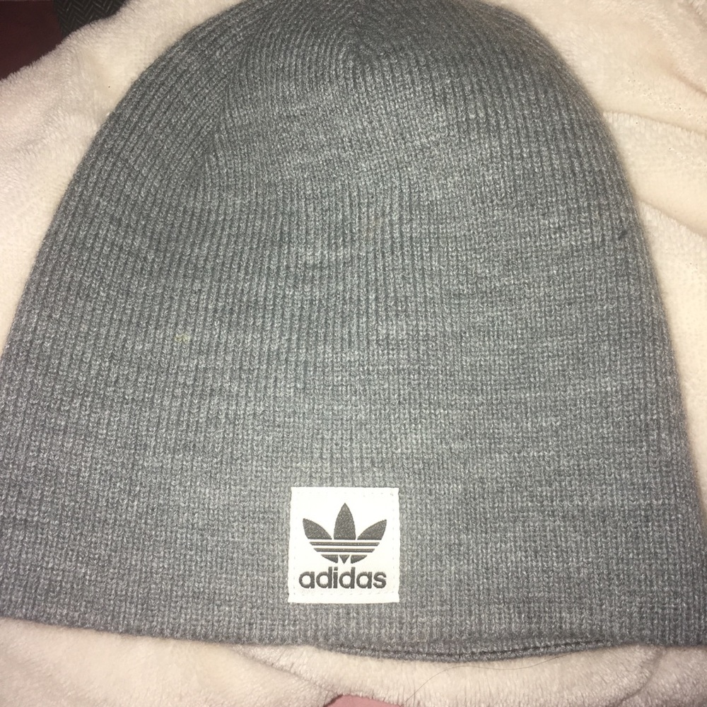 Adidas beanie