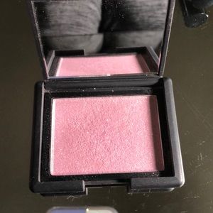 NARS highlight blush in New Order