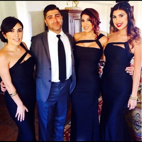 Beautiful Black Evening Gown - Picture 3 of 4