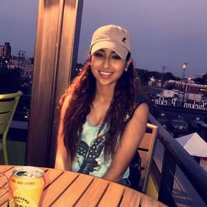 Meet your Posher, Janeth