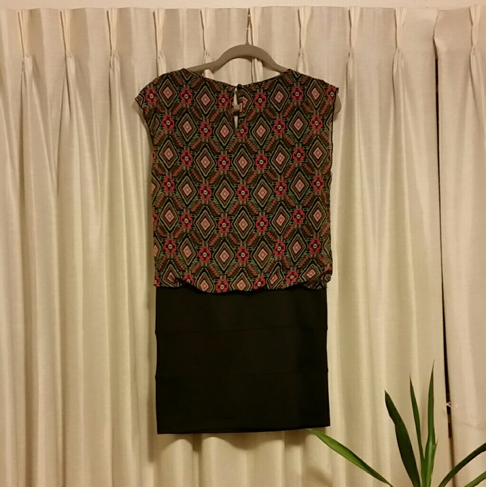 Dress/tunic black, print