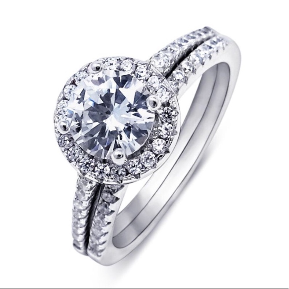 Wedding band and engagement ring set