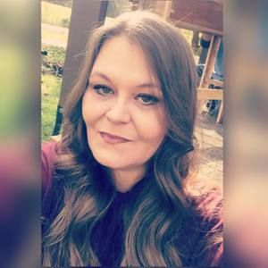 Meet your Posher, Connie