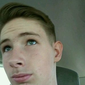 Meet your Posher, Cody