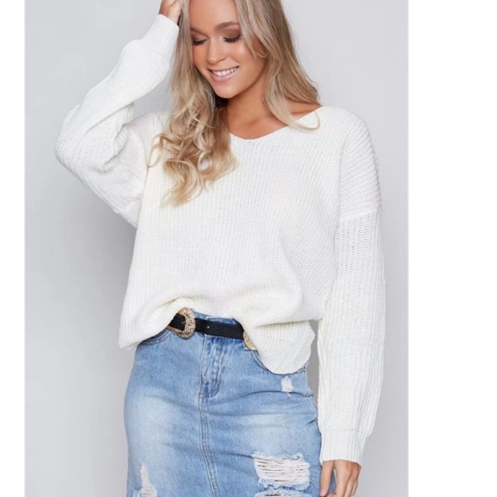 5🌟Sunny Day Sexy White Long Sleeve Cozy Sweater - Picture 3 of 7