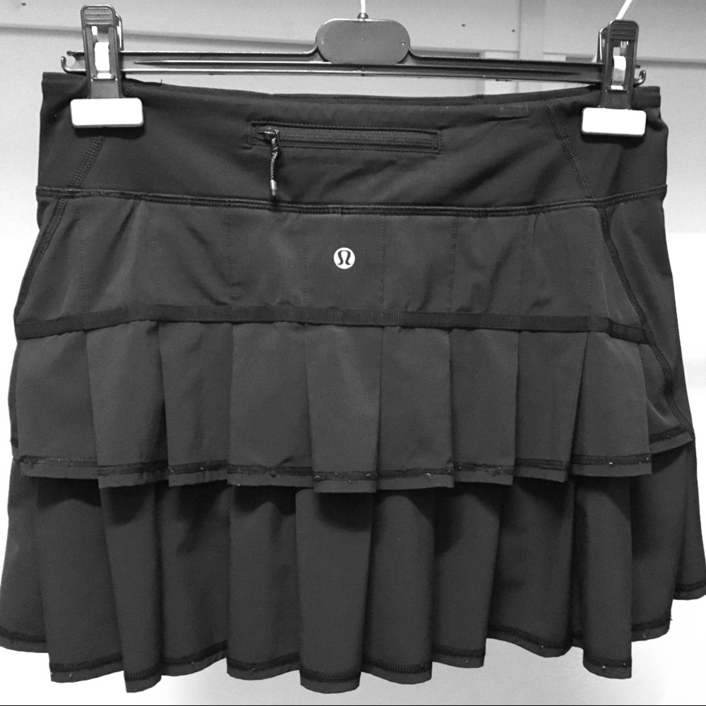 Lululemon Pacesetter skirt