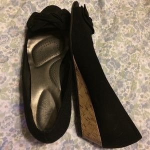 Dexflex by Dexter Black Peep Toe Wedges Sz 8.5