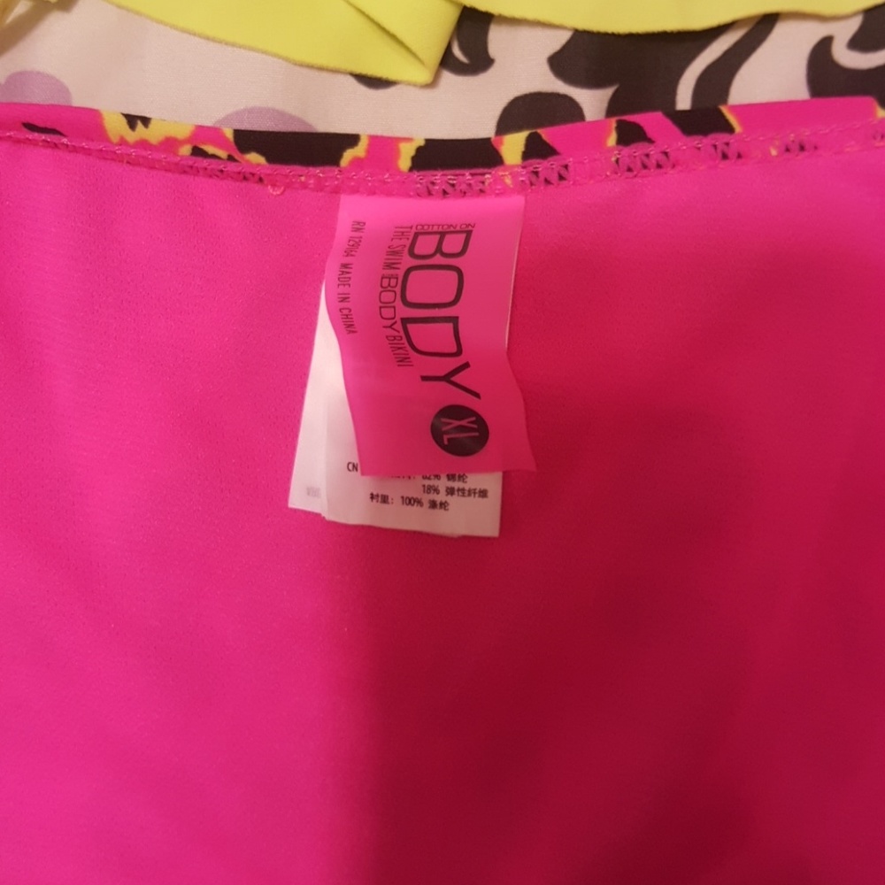 Bathing Suit - Picture 5 of 5