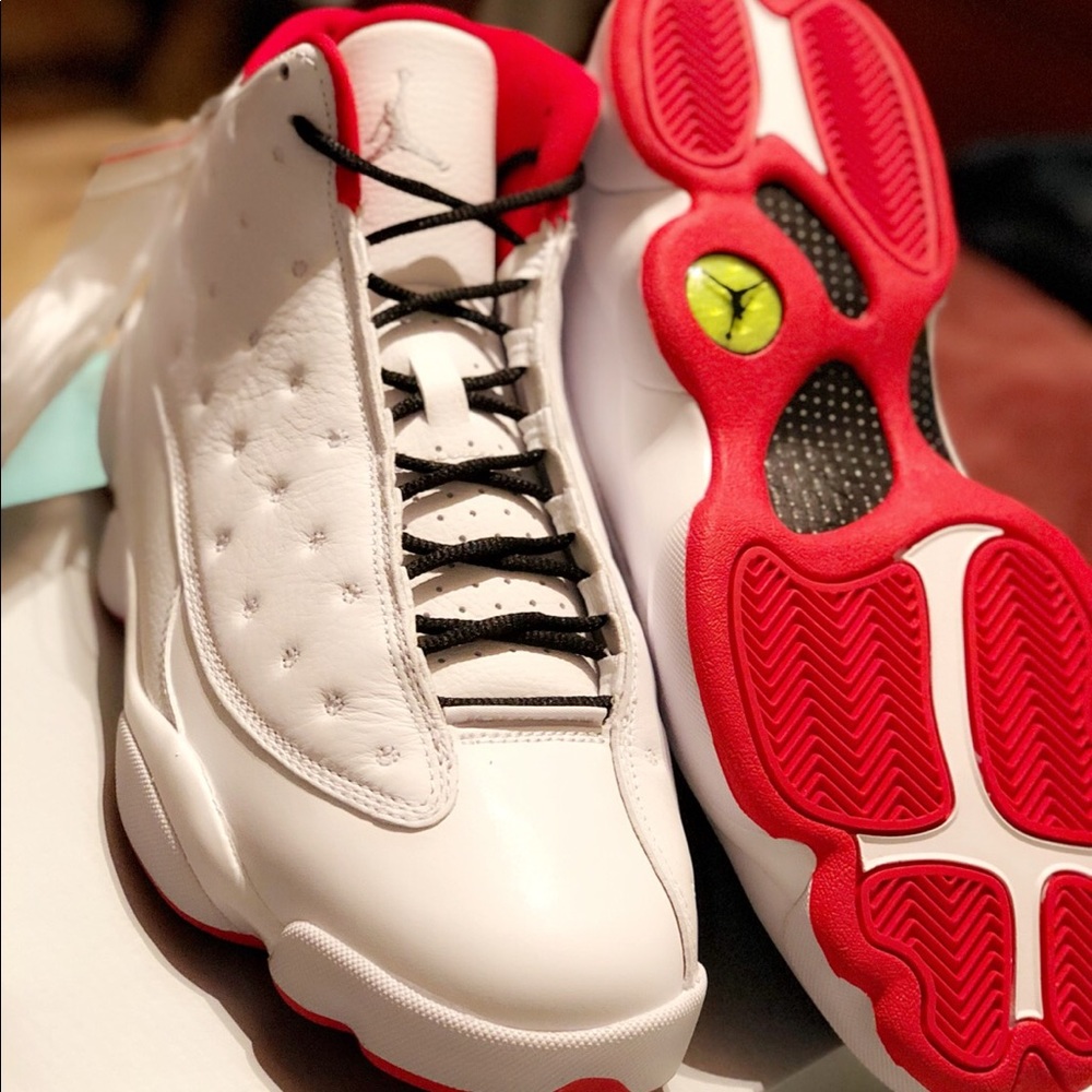 Brand New Jordan Retro 13 Size 10.5 - Picture 2 of 3